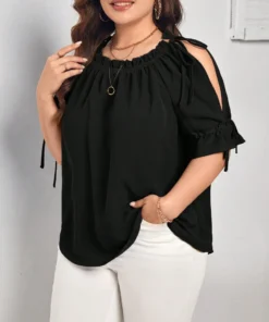 ⁦بلوزه SHEIN⁩ - الصورة ⁦1⁩