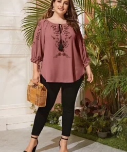 ⁦بلوزه SHEIN⁩ - الصورة ⁦4⁩