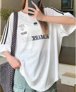 ⁦تيشيرت SHEIN⁩ - الصورة ⁦1⁩