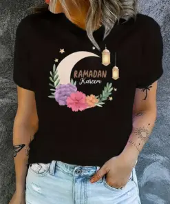 ⁦تيشيرت SHEIN⁩ - الصورة ⁦1⁩