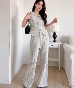 ⁦طقم SHEIN⁩ - الصورة ⁦3⁩