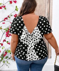 ⁦بلوزه SHEIN⁩ - الصورة ⁦2⁩