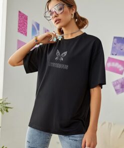 ⁦تيشرت SHEIN⁩ - الصورة ⁦1⁩