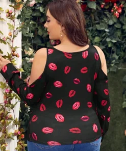 ⁦بلوزه SHEIN⁩ - الصورة ⁦4⁩