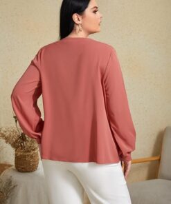 ⁦بلوزه SHEIN⁩ - الصورة ⁦2⁩