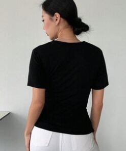 ⁦بلوزه SHEIN⁩ - الصورة ⁦2⁩