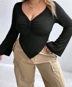 بلوزه SHEIN - الصورة 1