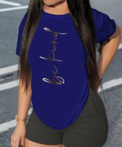 ⁦تيشيرت SHEIN⁩ - الصورة ⁦1⁩