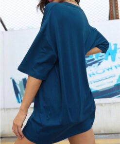 ⁦تيشيرت SHEIN⁩ - الصورة ⁦2⁩