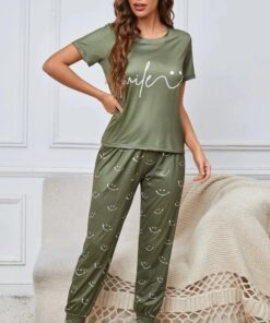 بيجامه SHEIN - الصورة 1