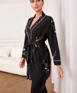 بيجامهSHEIN - الصورة 1