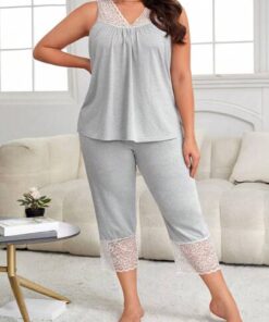 بيجامه SHEIN - الصورة 1