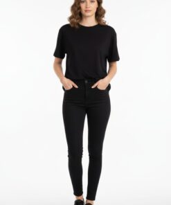 ⁦تيشرت SHEIN⁩ - الصورة ⁦1⁩