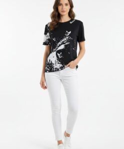 تيشرت SHEIN - الصورة 1