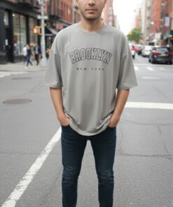 تيشرت SHEIN - الصورة 1