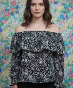 بلوزه SHEIN - الصورة 1