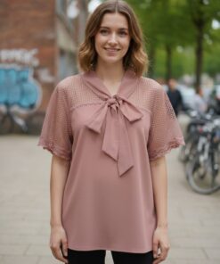 بلوزه SHEIN - الصورة 1