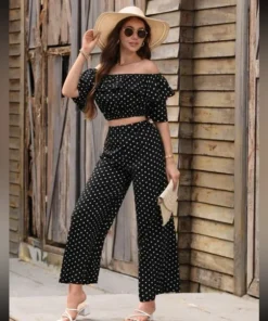 ⁦طقم SHEIN⁩ - الصورة ⁦1⁩