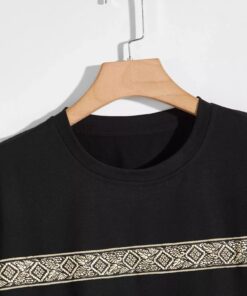 ⁦تيشيرت SHEIN⁩ - الصورة ⁦3⁩