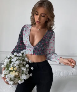 ⁦توب SHEIN⁩ - الصورة ⁦2⁩