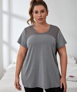 ⁦تيشيرت SHEIN⁩ - الصورة ⁦3⁩