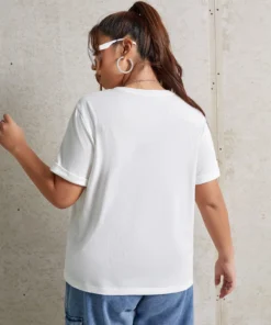 ⁦تيشيرت SHEIN⁩ - الصورة ⁦2⁩