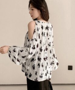 ⁦بلوزه SHEIN⁩ - الصورة ⁦7⁩