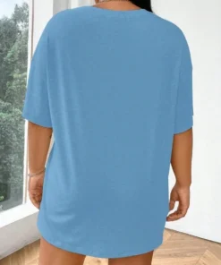 ⁦تيشيرت  SHEIN⁩ - الصورة ⁦2⁩