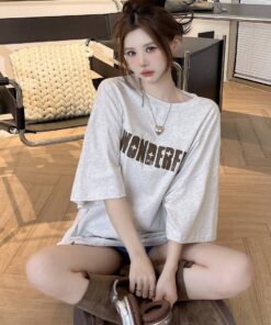 ⁦تيشيرت SHEIN⁩ - الصورة ⁦1⁩