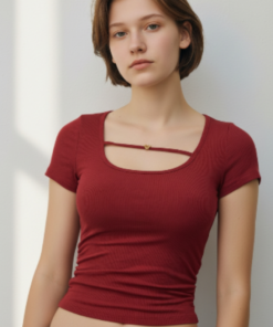 توب SHEIN - الصورة 1