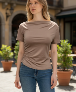 بلوزه SHEIN - الصورة 1