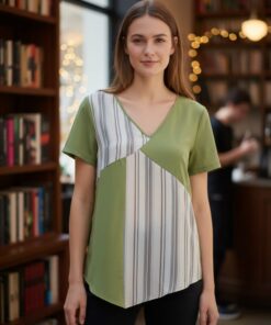 بلوزه SHEIN - الصورة 1