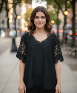 بلوزه SHEIN - الصورة 1