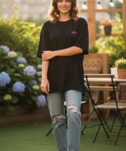 تيشيرت SHEIN - الصورة 1