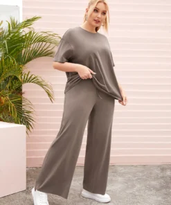 ⁦طقم  SHEIN⁩ - الصورة ⁦1⁩