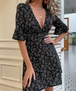 ⁦ميني دريس SHEIN⁩ - الصورة ⁦2⁩