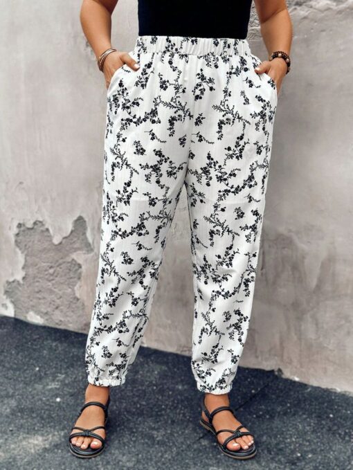 Calça Casual Solta de Plus Size com Estampa em tudo, Cintura Elástica e Bolsos