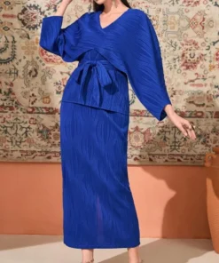 ⁦طقم SHEIN⁩ - الصورة ⁦1⁩