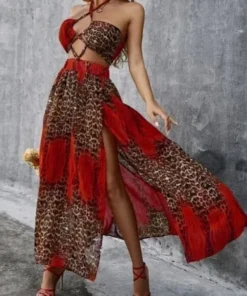 ⁦طقم SHEIN⁩ - الصورة ⁦1⁩